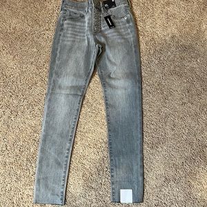 Express skinny mid rise jeans size 0R